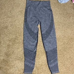 PINK Victoria’s Secret Seamless leggings